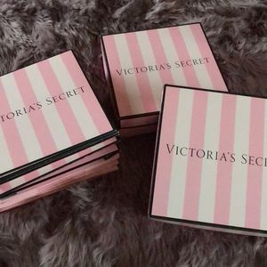 Victoria secret empty gift boxes